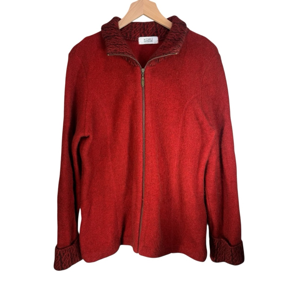 Merino Wool Possum Fur Zip up Sweater Women’s Large KORU New Zealand Quality